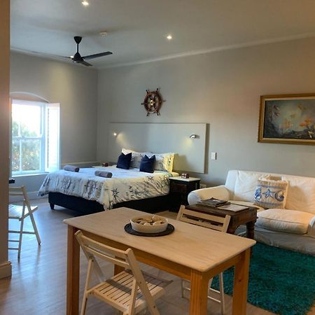 Hermanus Waterfront Apartment 12 Dış mekan fotoğraf
